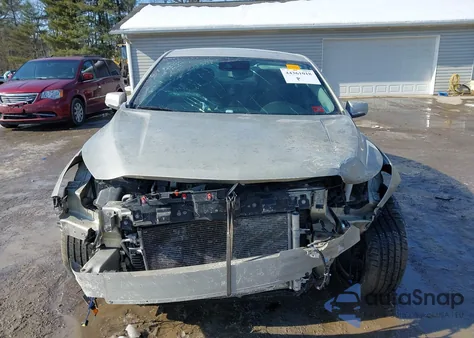 2013 Chevrolet Malibu 2Lt из США, поврежденный, VIN 1G11E5SA6DF165376